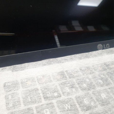 PORTÁTIL LG GRAM 14Z90N INTEL CORE i5-1035G7 / 16GB RAM / 256GB